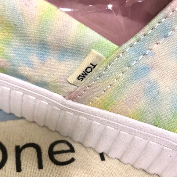 Toms Alpergata Indio Tie-Dyed Flats - Picture 7 of 16